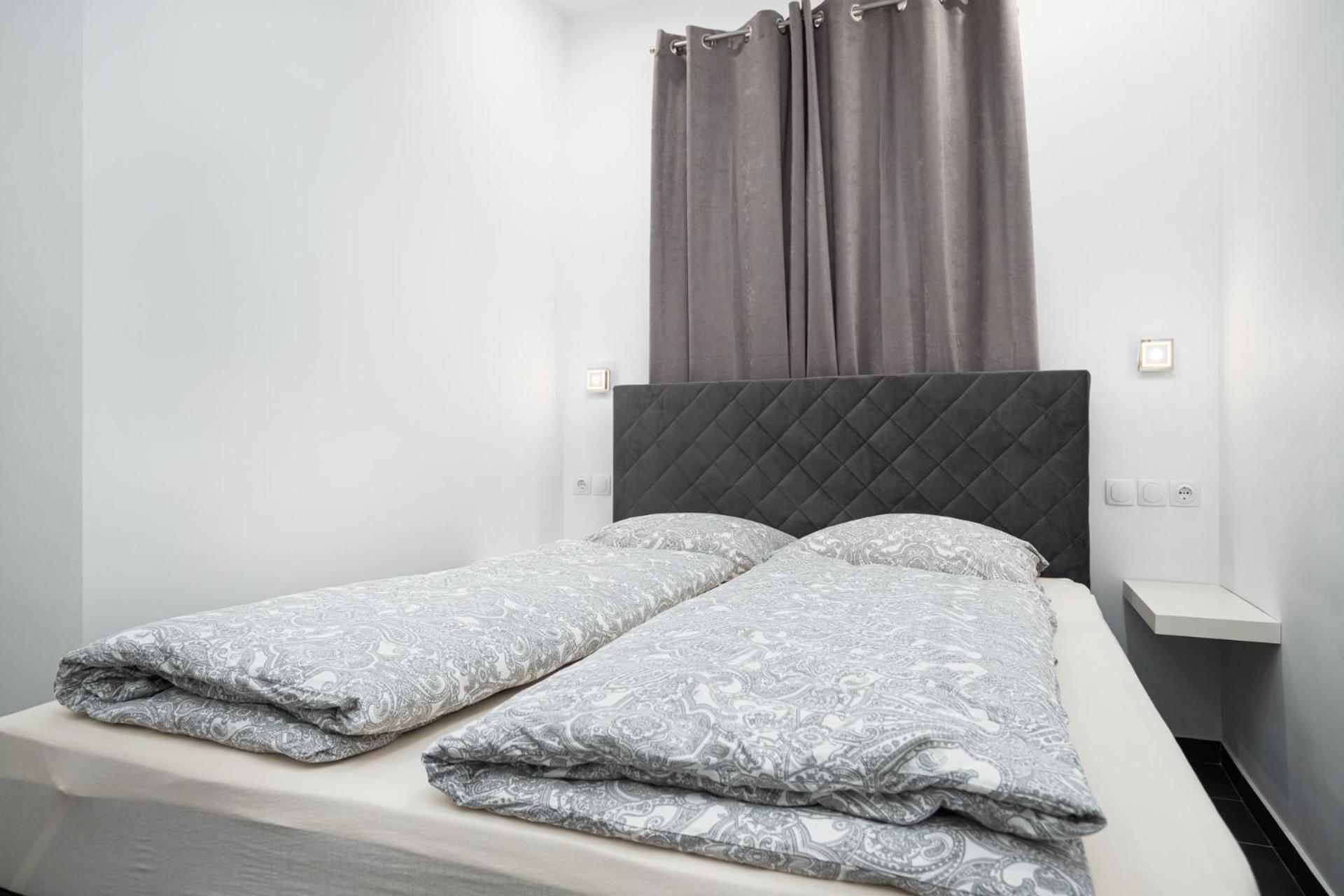 Rooms And Studio Flora Poreč Kültér fotó