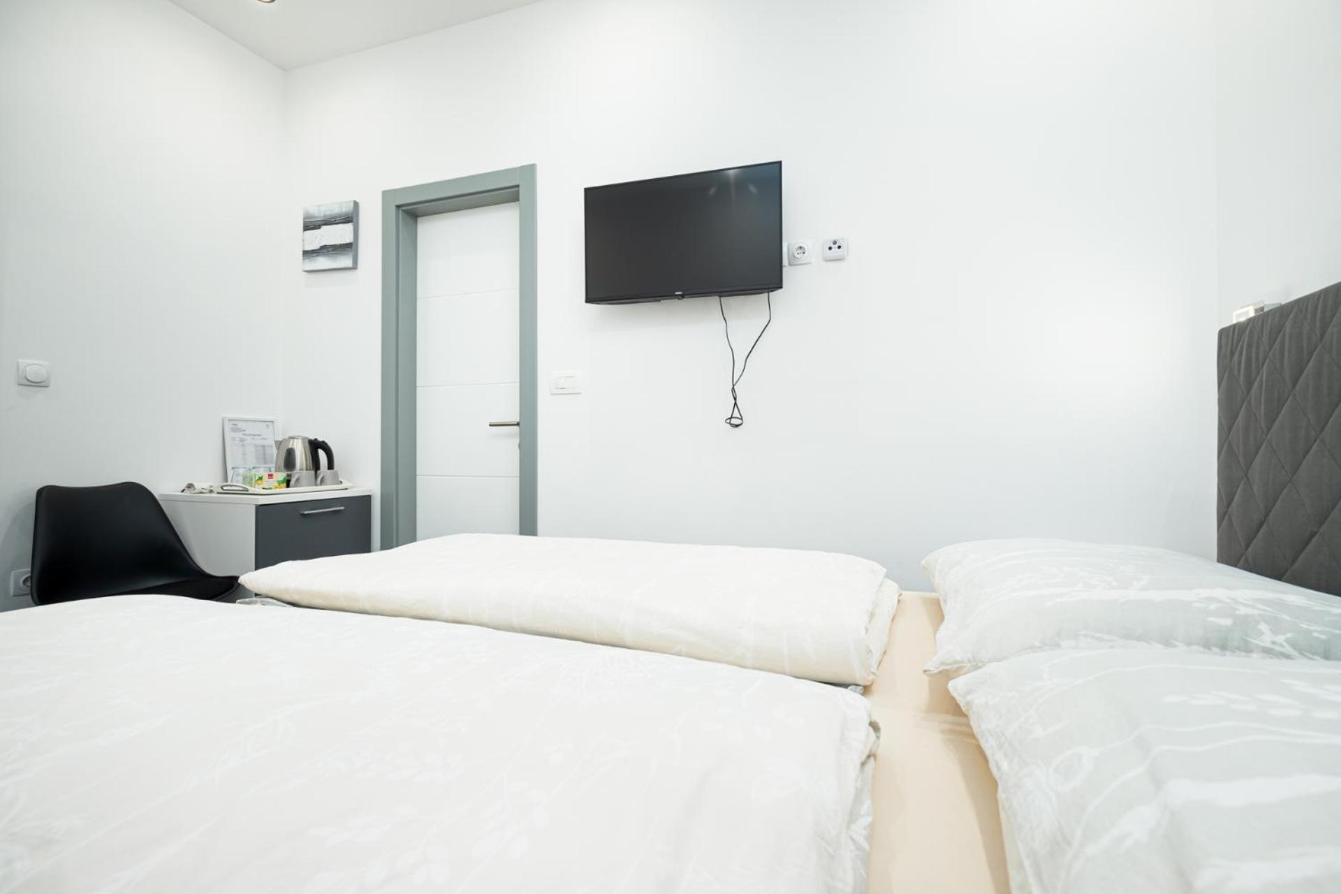 Rooms And Studio Flora Poreč Kültér fotó