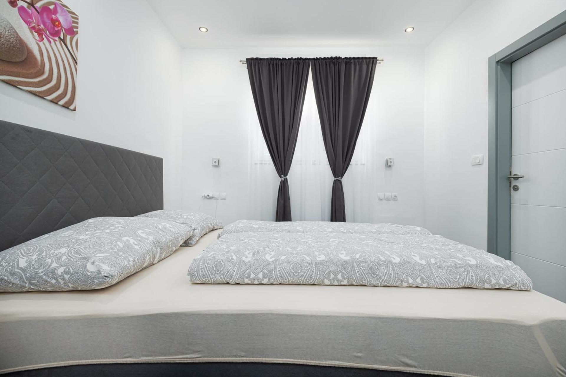 Rooms And Studio Flora Poreč Kültér fotó