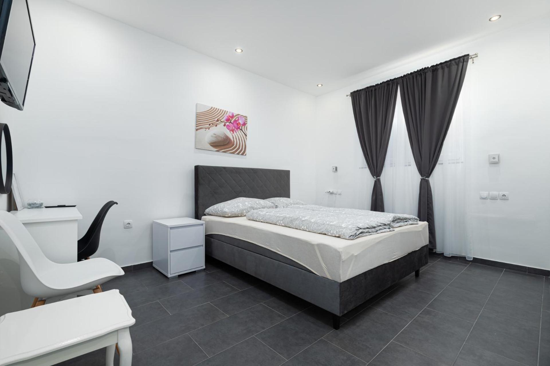 Rooms And Studio Flora Poreč Kültér fotó