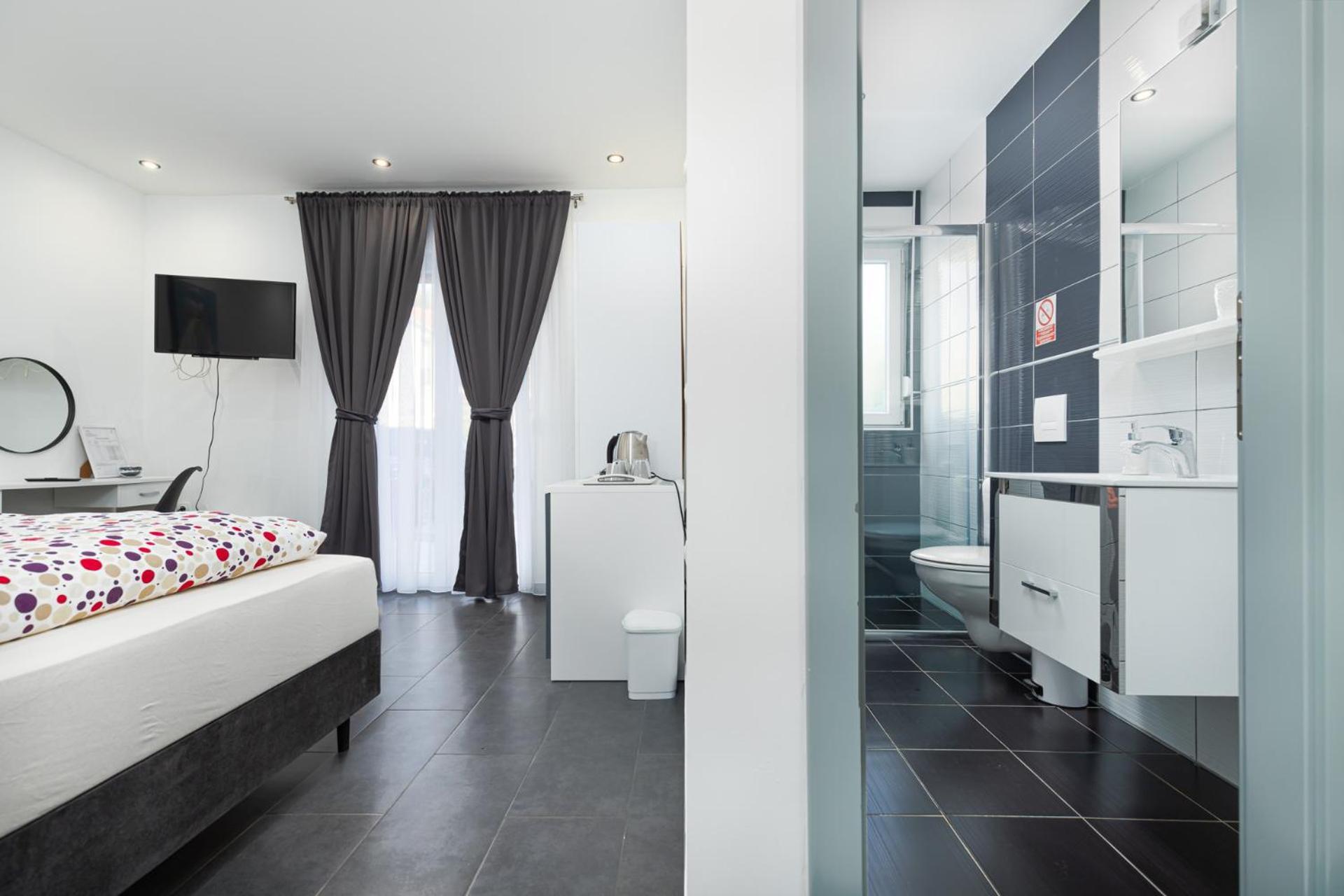 Rooms And Studio Flora Poreč Kültér fotó